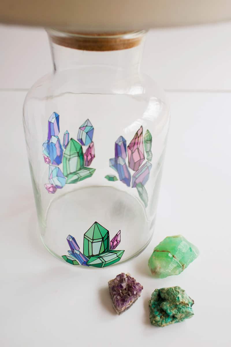 Simple DIY Printed Vinyl Lamp Tutorial