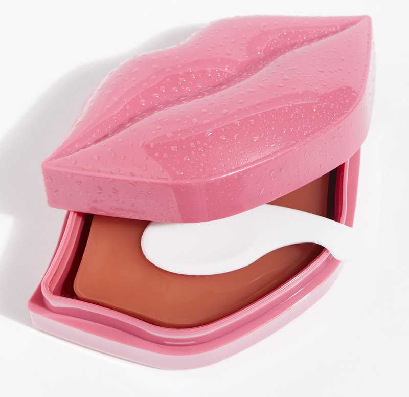 Banish Dry Lips with This Game-Changing Lip Mask