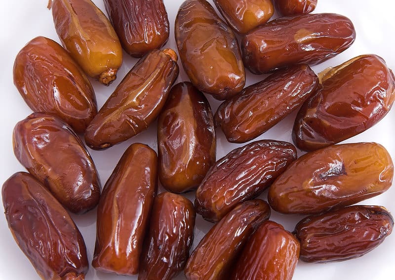 Exploring Date Syrup: Which Variety Offers the Best Flavor and Baking Results?