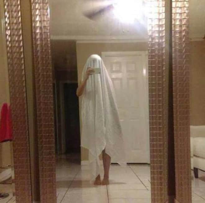 Hilarious Mirror Listings That Will Crack You Up