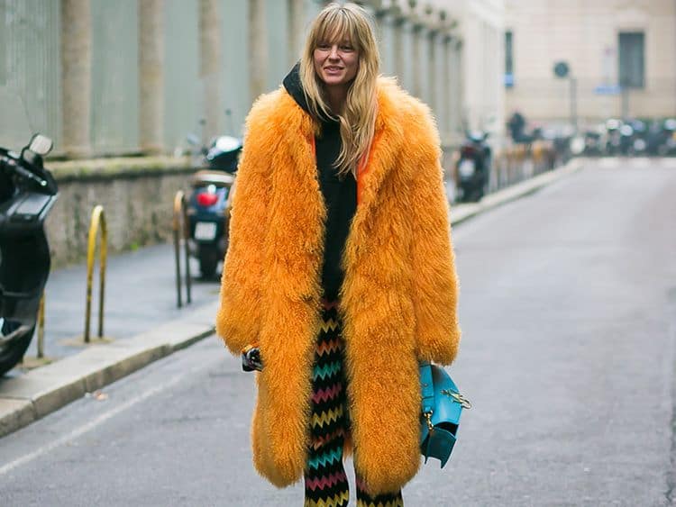 5 Smart Ways to Stay Warm at the Office Without Looking Awkward, According to Reddit